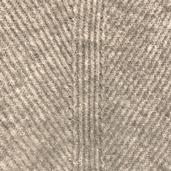 Gray Sweater #181 - Picture 7 of 13